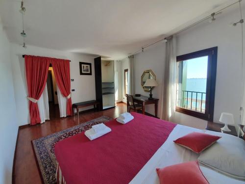 Fenix Turandot Suite - main image