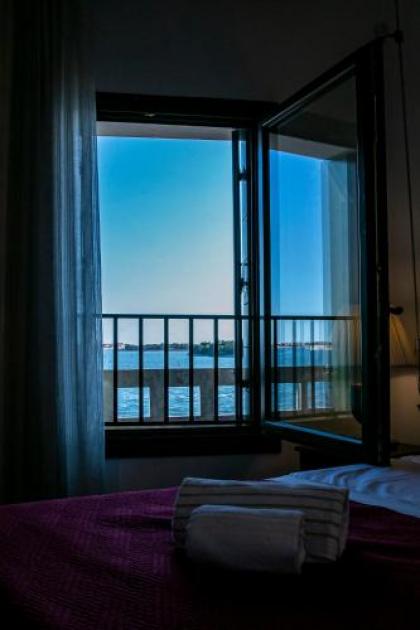 Fenix Turandot Suite - image 8