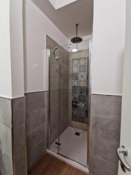 Deluxe 3 Bedroom Flat in Rialto - image 19