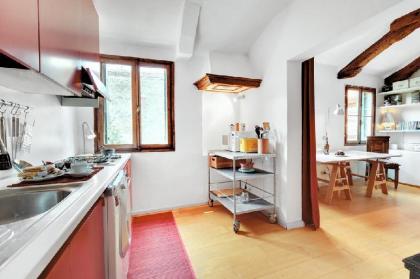 BRAGORA SMOOCHY ATTIC VENICE - image 3