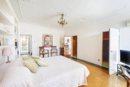 Ca' Fenice charming apartment in San Marco sleep 7 - image 13