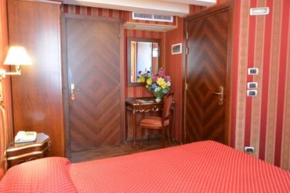 Hotel Città Di Milano - image 19