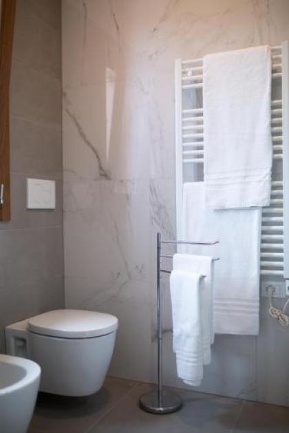 Venezia Fly Apartments - image 16