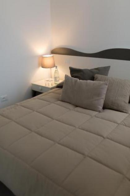 Venezia Fly Apartments - image 17
