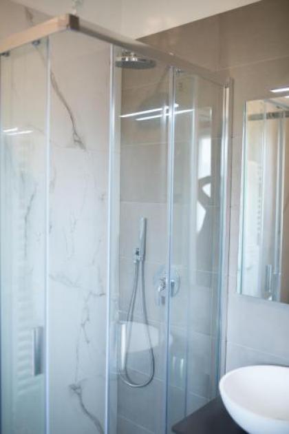 Venezia Fly Apartments - image 18