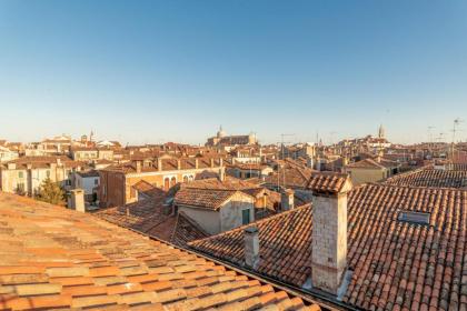 PgrHome Coral Loft Venice - image 8
