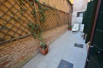 Barbera-Quentin - image 10