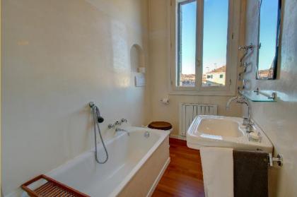 Patrizio-Brigitte - image 11