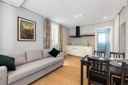 Bricola Biennale Apartments - image 26