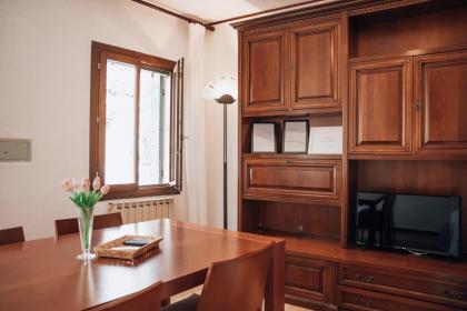 Bricola Biennale Apartments - image 28