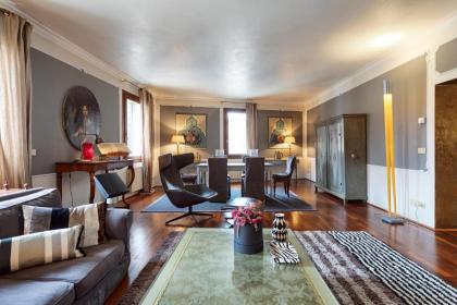 LL4425 Penthouse of 200sqm - image 3