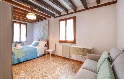 Lovely Apartment In Venezia With Wifi - image 19