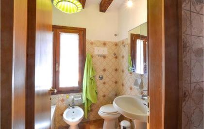 Lovely Apartment In Venezia With Wifi - image 25