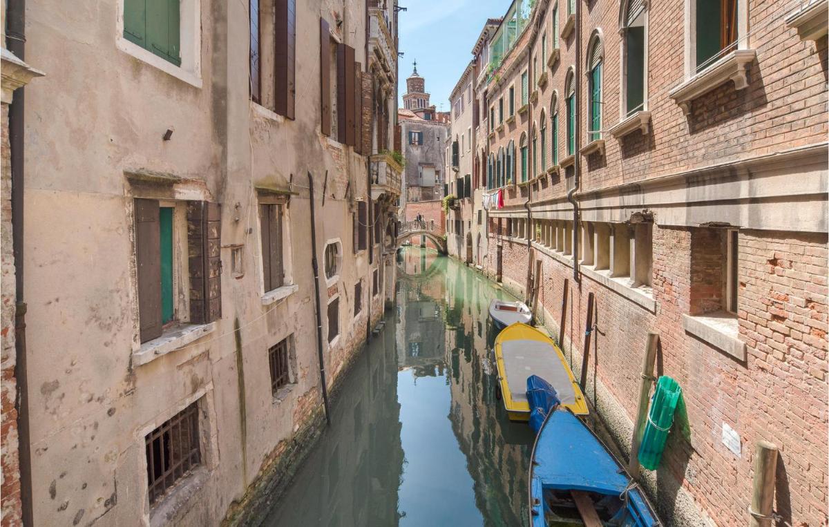 Lovely Apartment In Venezia With Wifi - image 6