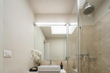 Palazzo Soranzo Noble Floor R&R - image 24