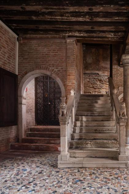 Palazzo Soranzo Noble Floor R&R - image 25