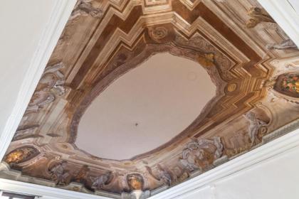 Riva Palace Apartments by Wonderful Italy - image 5