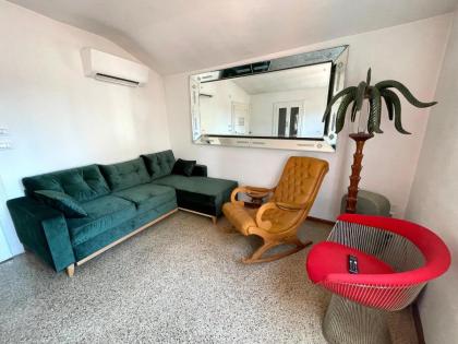 G House - image 18