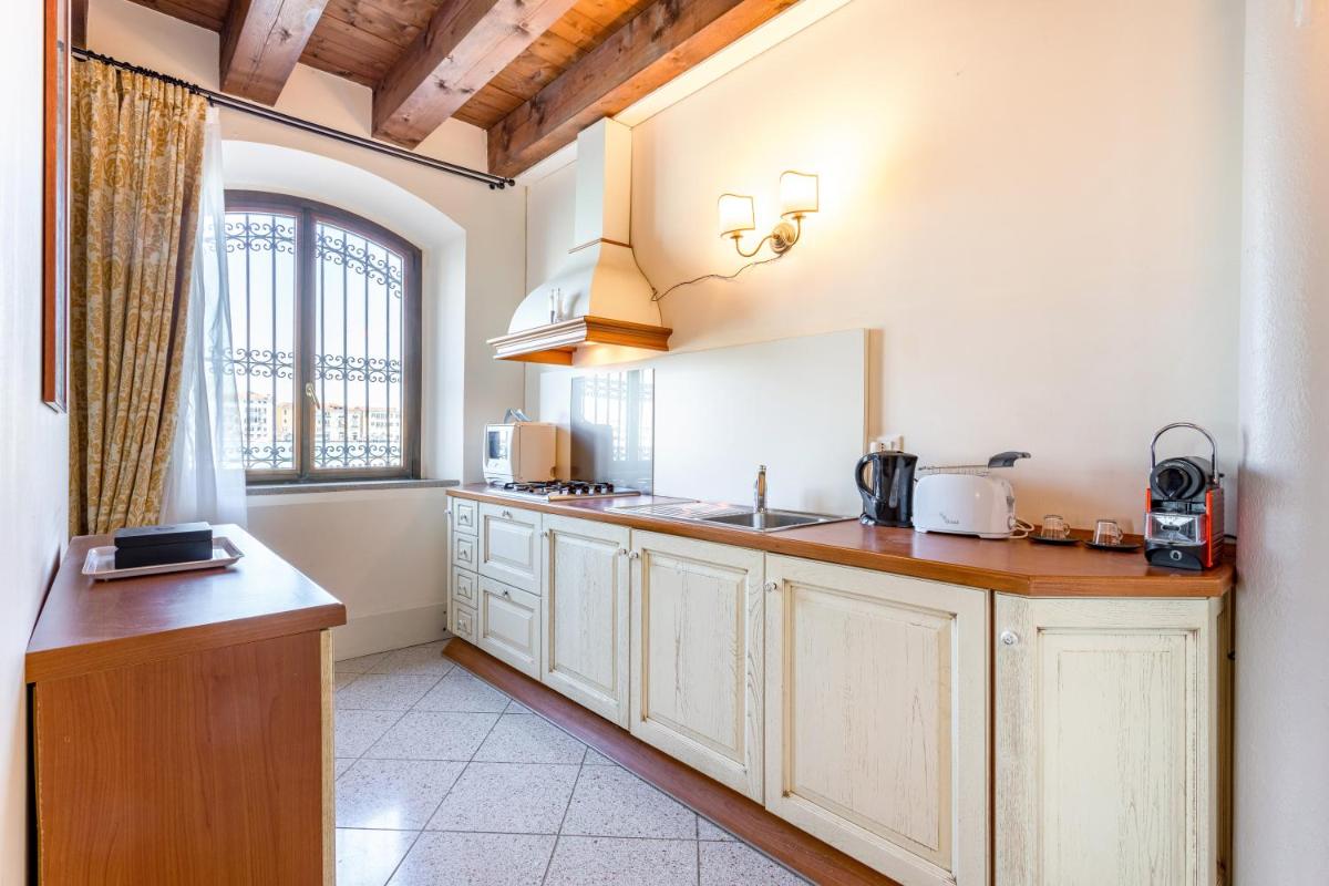 Molino Stucky Residence Burchio Suite - image 3