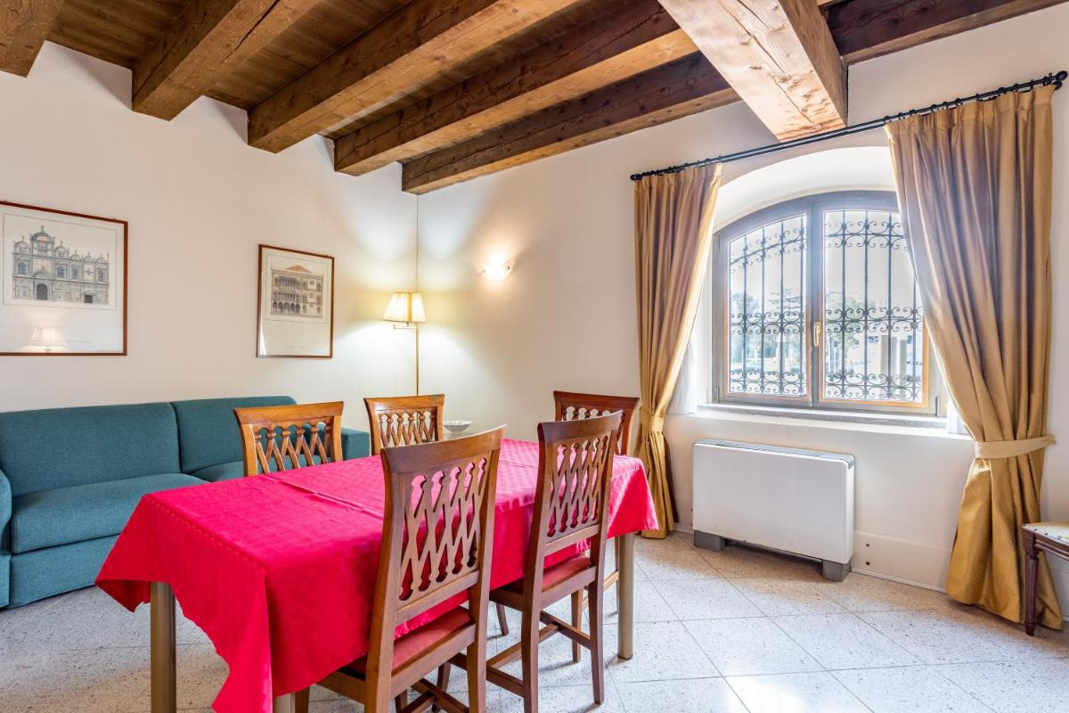 GuestHost - Molino Stucky Residence Burchiello Suite - image 5