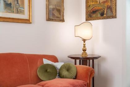 Tiepolo Apartment in the Biennale District R&R - image 21