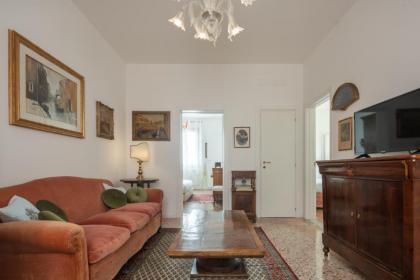 Tiepolo Apartment in the Biennale District R&R - image 25