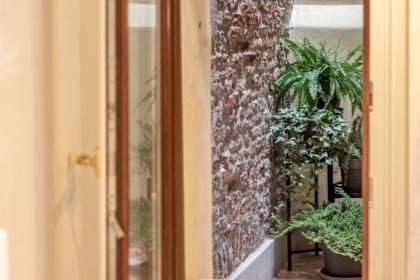 Italian Experience-Venice Boutique Apartment - image 22