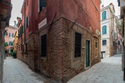 Suite Ravà - San Marco with pool - image 22