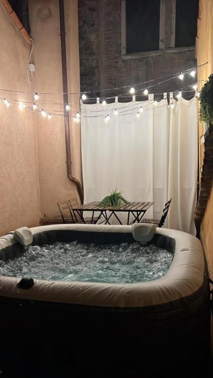 Suite Ravà - San Marco with pool - image 28