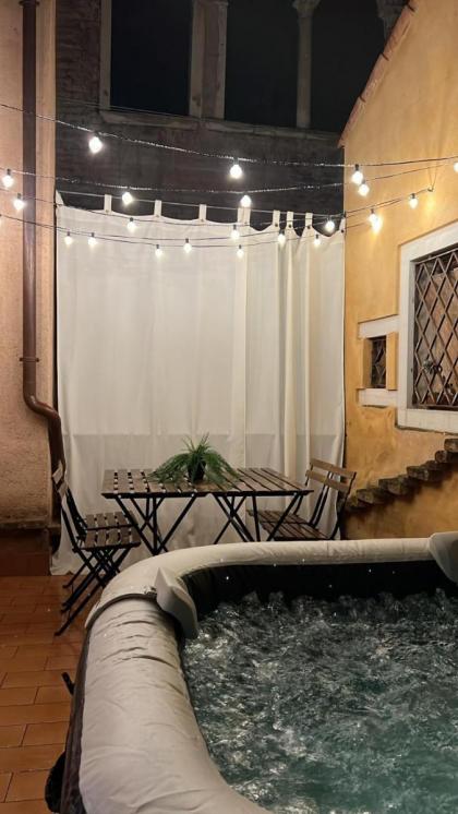 Suite Ravà - San Marco with pool - image 29