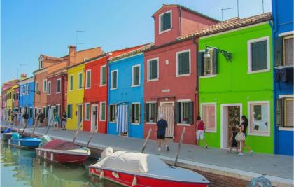 Beautiful Apartment In Venezia With Wifi And 1 Bedrooms 2 - image 14