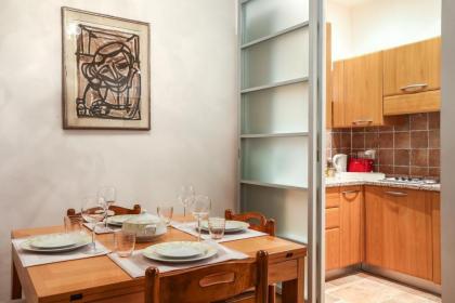 Mela Luxury Venice Apartments - image 26