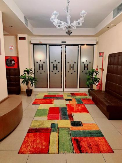 Hotel laguna residence - image 21