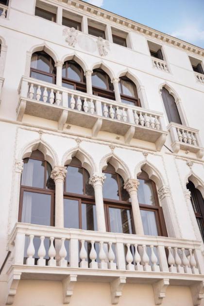 Palazzo Garzoni - image 21