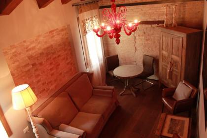 Rosso Charm B&B - image 23