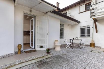 Art apartment Venice parking garden - image 19