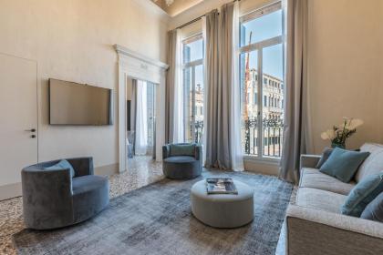 Palazzo Morosini Degli Spezieri - Apartments - image 8
